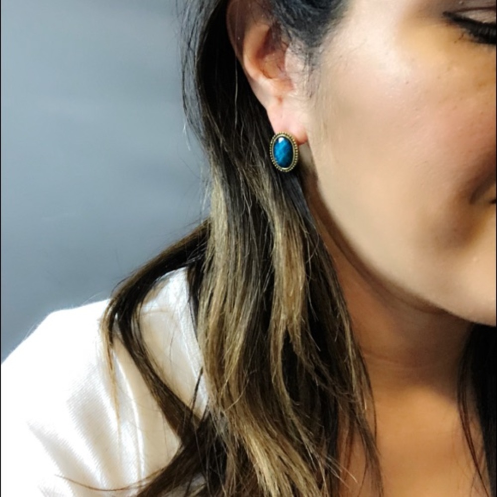 Classic Oval Earrings - Picture 3 of 8